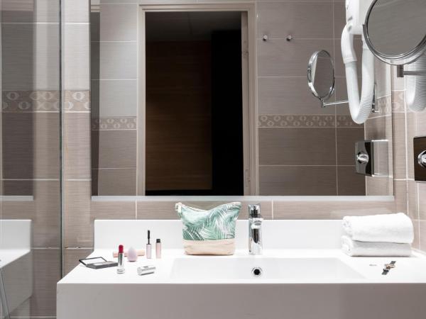 Mercure Rouen Centre Champ de Mars : photo 7 de la chambre chambre double privilège