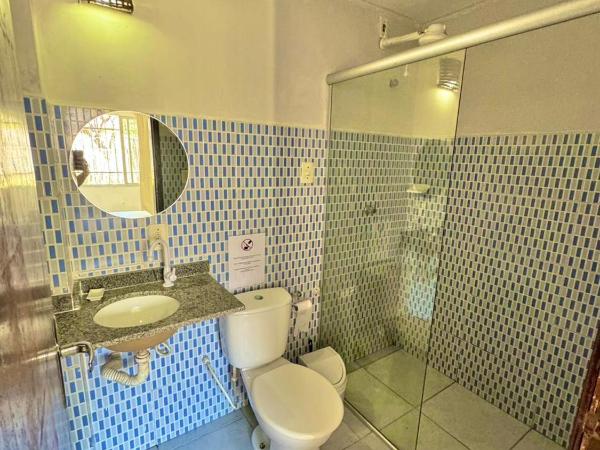 Jambudvipa Hostel : photo 3 de la chambre chambre lit queen-size - vue sur jardin