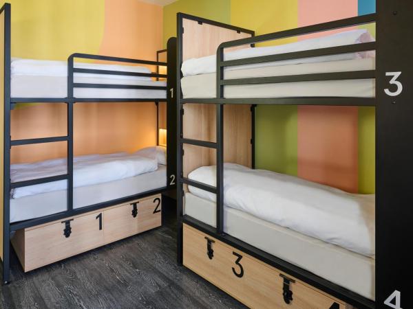 Generator Berlin Alexanderplatz : photo 1 de la chambre chambre quadruple