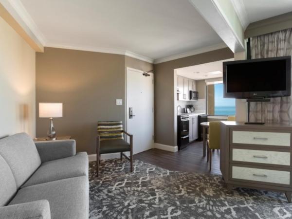 Breakers Resort Hotel : photo 2 de la chambre suite