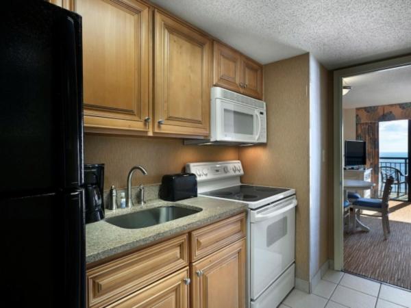 Breakers Resort Hotel : photo 5 de la chambre suite lit queen-size