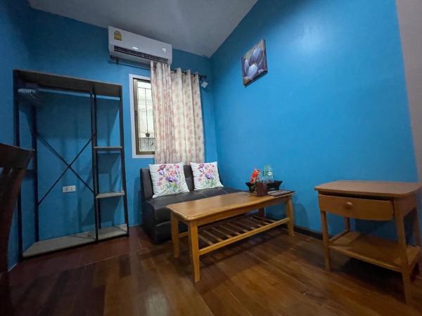 Nawaporn Place : photo 5 de la chambre chambre double Économique