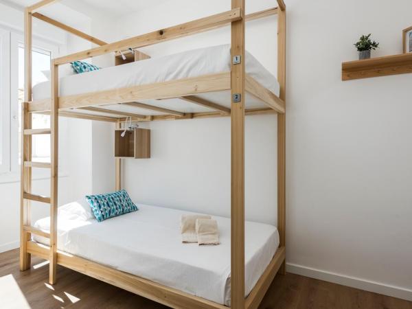 Madalena Hostel e Suites : photo 1 de la chambre lit superposé dans dortoir mixte