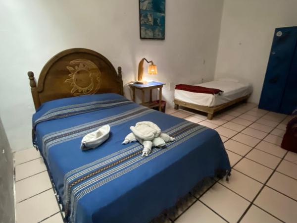 Hostal Luz de Luna Nuyoo : photo 2 de la chambre chambre double ou lits jumeaux