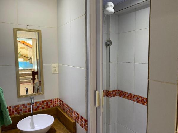 A Casa dos Mestres : photo 6 de la chambre chambre lits jumeaux avec salle de bains privative