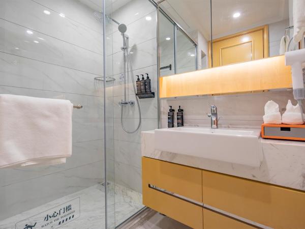 Hengli Hotel Dalian : photo 4 de la chambre chambre lit queen-size - vue sur mer