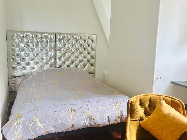 Château de La Prade : photo 5 de la chambre chambre quadruple confort