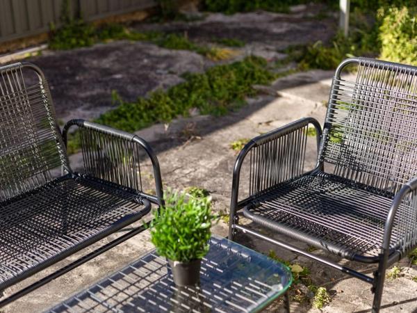 Rustic Private Double Room - Centrally Located - Shared Bathroom : photo 6 de la chambre chambre double avec salle de bains commune