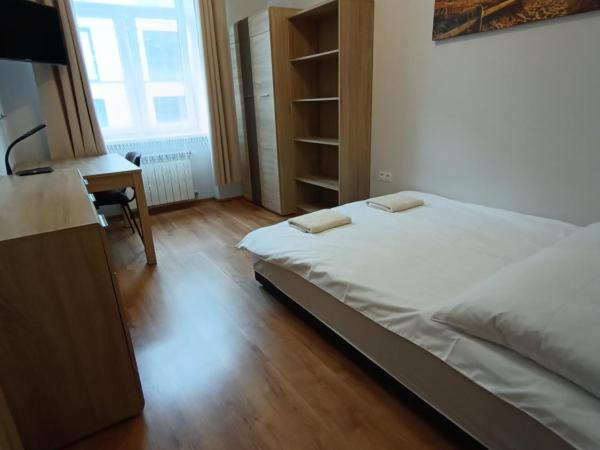 Hostel Premium centum : photo 1 de la chambre chambre double deluxe