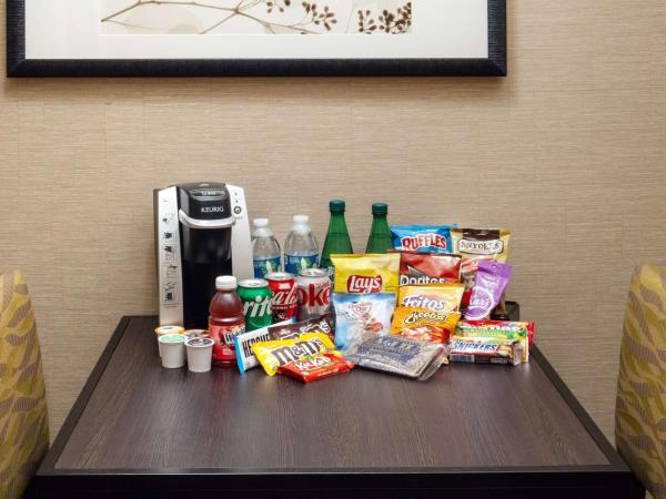 Embassy Suites Saint Louis - Downtown : photo 1 de la chambre suite 2 lits queen-size premium - non-fumeurs