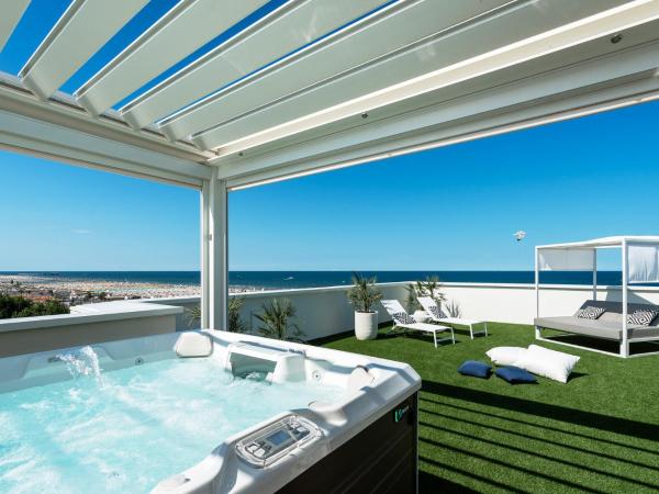 Litoraneo Suite Hotel : photo 4 de la chambre suite lit queen-size deluxe