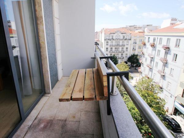 WOT Lisbon Nomad : photo 2 de la chambre chambre familiale avec balcon