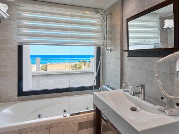 Nozha Beach Resort & Spa : photo 3 de la chambre suite junior - vue sur mer