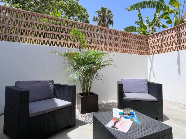 Hotel Nou Romà : photo 1 de la chambre budget standard double room with terraze (2 adultos) - annexe