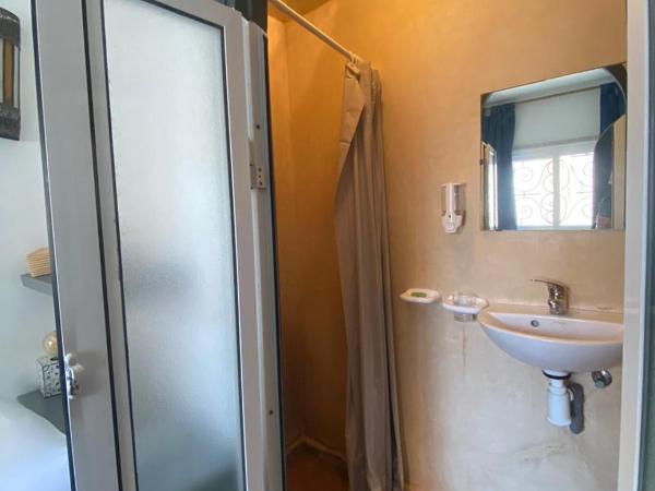 Tweets Hotel : photo 4 de la chambre chambre simple twitter