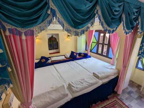 Sadar Haveli Heritage : photo 10 de la chambre chambre familiale