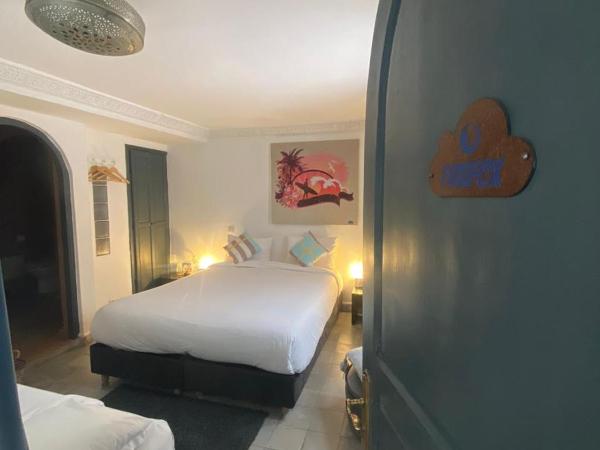 Tweets Hotel : photo 4 de la chambre chambre triple