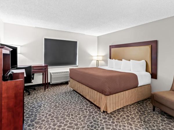 Red Lion Hotel Portland Airport : photo 1 de la chambre chambre lit king-size standard