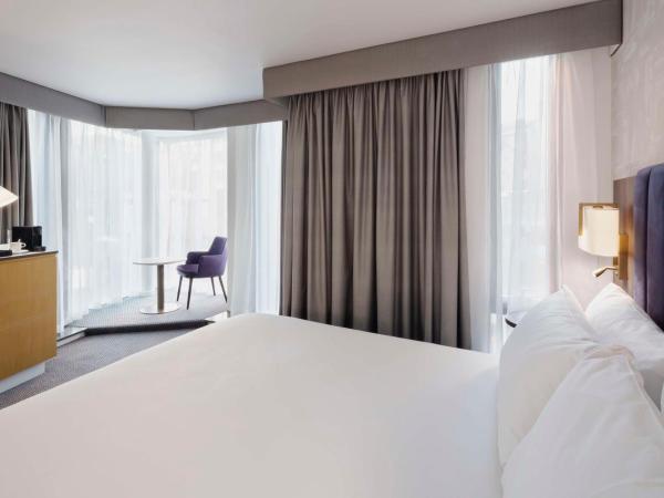 DoubleTree by Hilton Manchester Piccadilly : photo 5 de la chambre chambre king de luxe corner