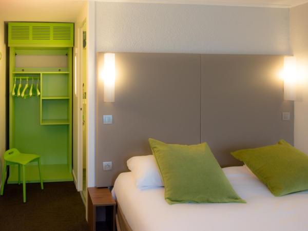 Hotel inn Design Laval : photo 4 de la chambre chambre double