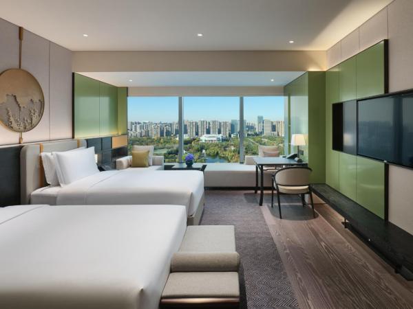 InterContinental Xi'an North, an IHG Hotel : photo 1 de la chambre chambre classique avec 2 lits doubles - vue sur jardin