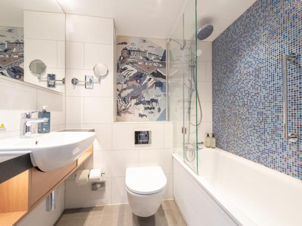 Holiday Inn Edinburgh Zoo, an IHG Hotel : photo 5 de la chambre chambre double standard avec 2 lits doubles