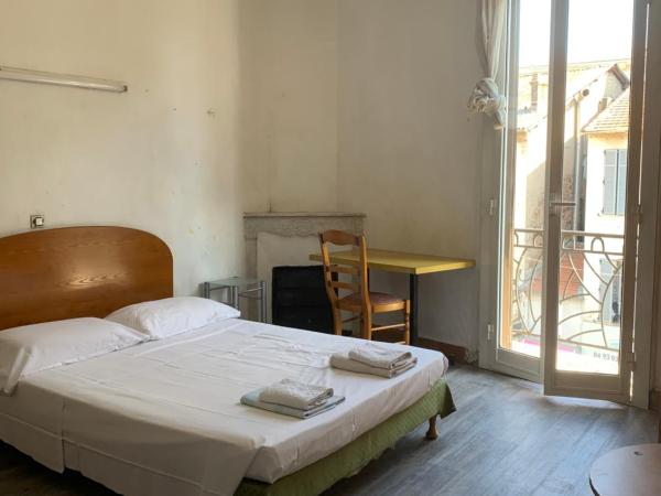 Hotel Neptune : photo 4 de la chambre chambre double standard