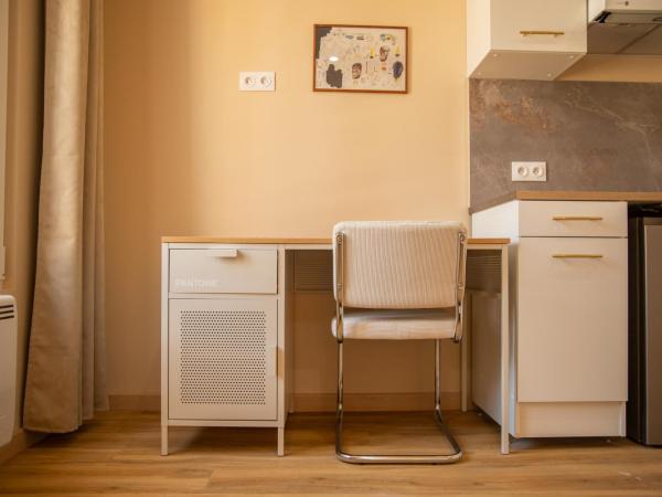 Arthur Residency - Luxury Apartment - Gare Le Havre : photo 4 de la chambre studio double deluxe