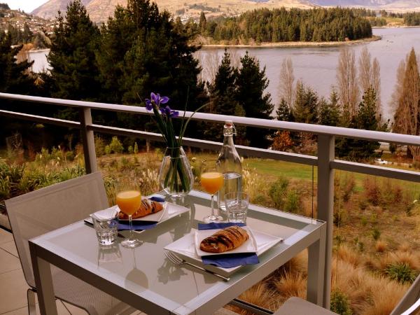 Highview Apartments : photo 5 de la chambre appartement 1 chambre - vue sur lac