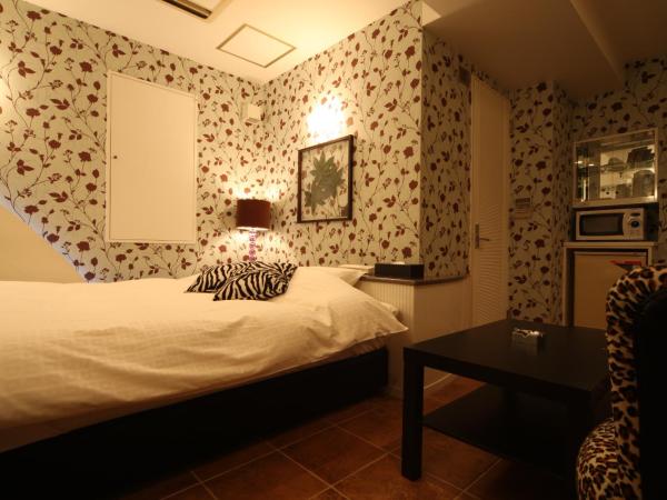 HOTEL Q : photo 7 de la chambre chambre double Économique