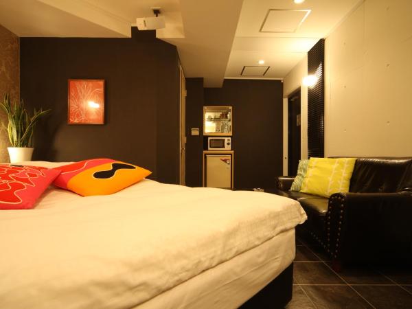 HOTEL Q : photo 5 de la chambre chambre lit king-size