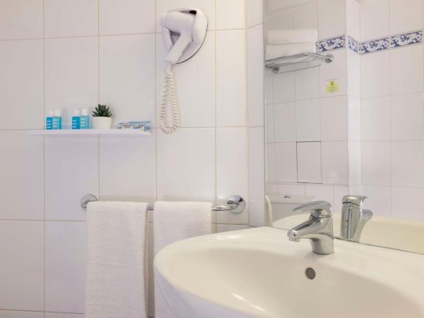 Grand Hotel du Calvados - Opera : photo 6 de la chambre chambre simple Économique