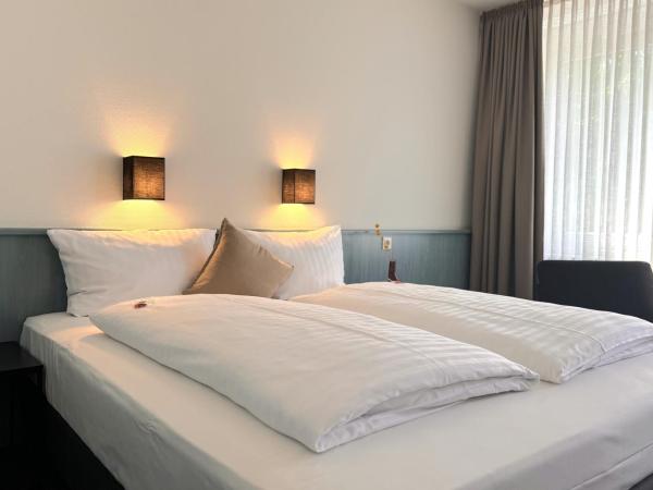 Auszeit Hotel Hamburg : photo 3 de la chambre chambre double ou lits jumeaux standard