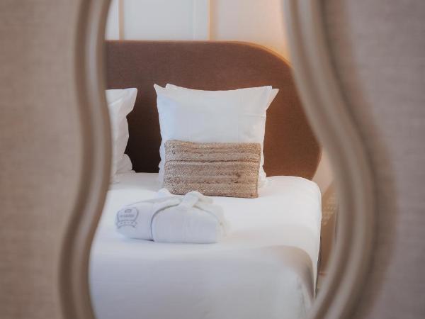 Hôtel Henry II Beaune Centre : photo 2 de la chambre chambre deluxe