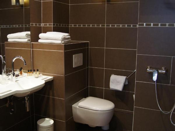 Hôtel Volney Opéra : photo 2 de la chambre chambre double standard rez-de-chaussée