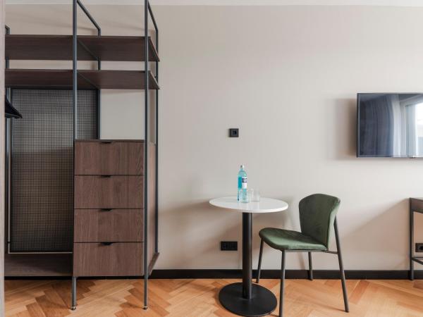 Numa Munich Obersendling : photo 5 de la chambre extra large studio with kitchenette