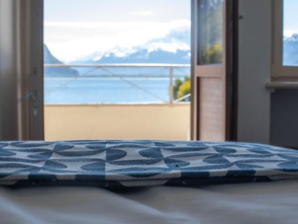 JETTY Montreux : photo 3 de la chambre suite supérieure - vue sur mer