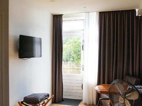 cafe 't Vonderke : photo 5 de la chambre chambre double ou lits jumeaux deluxe avec balcon