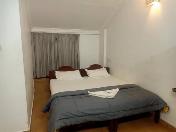 Xhostel hostel : photo 6 de la chambre chambre double