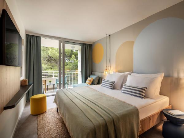 Sunny Rabac by Valamar : photo 1 de la chambre superior room 2+1