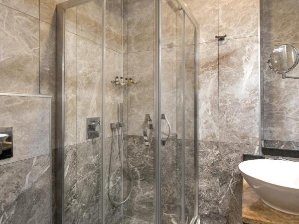 Perapolis Hotel : photo 4 de la chambre grande chambre simple