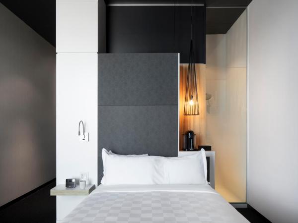 Alt Hotel Winnipeg : photo 4 de la chambre chambre supérieure lit queen-size