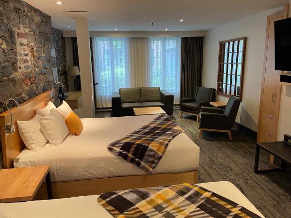 Hotel du Vieux Quebec : photo 2 de la chambre chambre deluxe avec 2 lits queen-size