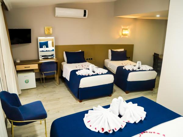 Safari Otel : photo 2 de la chambre suite familiale avec balcon