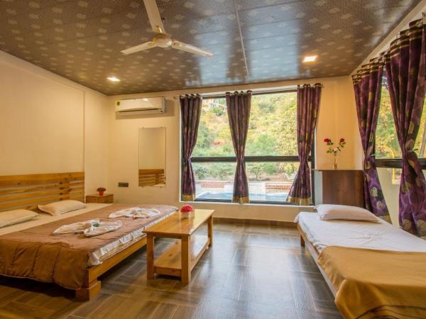 Kamshet Highland Glamping Resort : photo 1 de la chambre chambre familiale deluxe