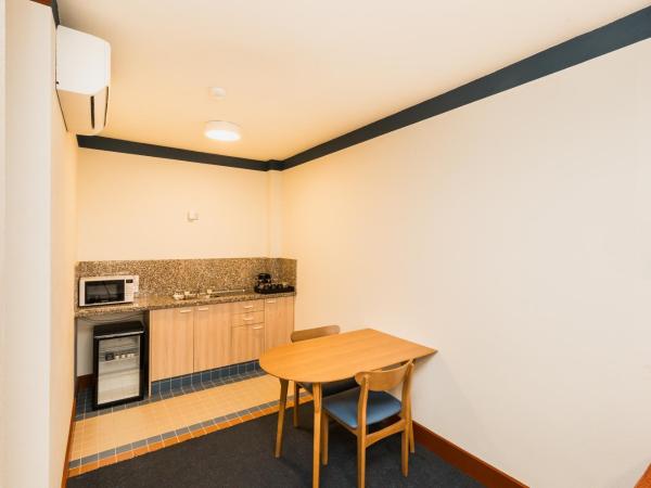 Statesman Hotel : photo 6 de la chambre studio lit queen-size