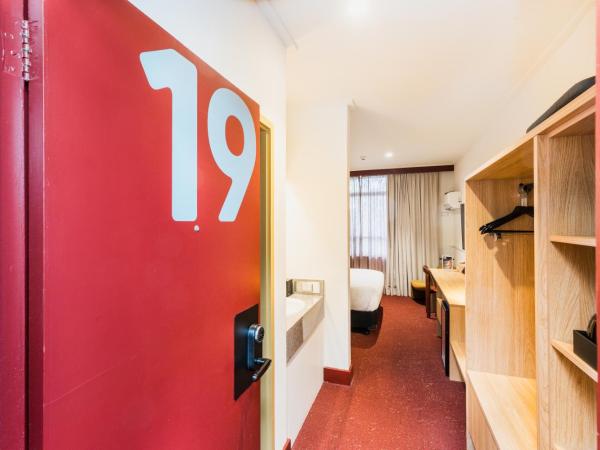 Statesman Hotel : photo 8 de la chambre upper house queen room