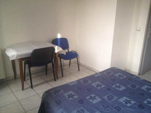 Hotel Le Strasbourg : photo 2 de la chambre chambre double