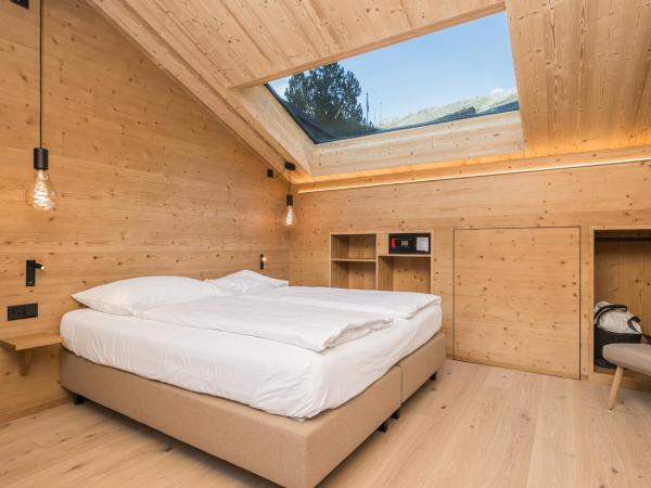 Hotel Bella Vista Zermatt : photo 2 de la chambre chambre double supérieure