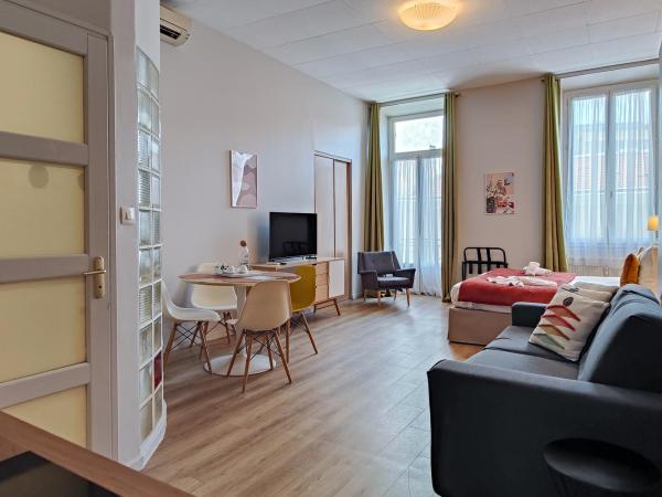 Aparthotel AMMI Nice Massena - ex Ajoupa : photo 3 de la chambre suite junior avec balcon